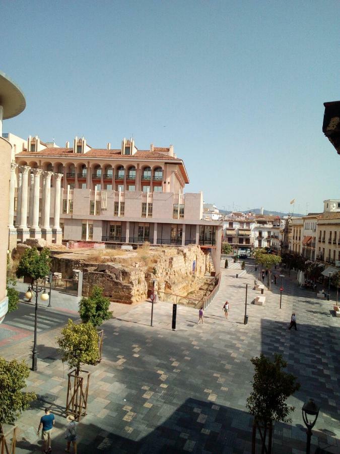 Vivienda Turistica Templo Romano Córdoba Exteriér fotografie
